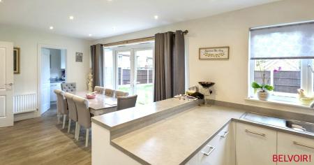 5 bedroom Detached house for sale in Alton Close, Amington, B77