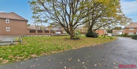 5 bedroom Detached house for sale in Alton Close, Amington, B77