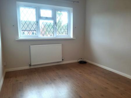 3 bedroom Detached house to let in Kiln Way, Polesworth, B78