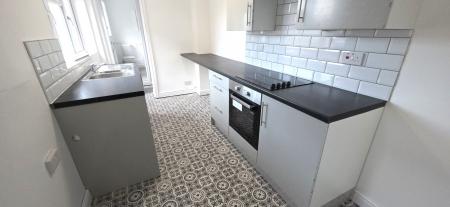 1 bedroom Flat to let in New Street, Tamworth, B78