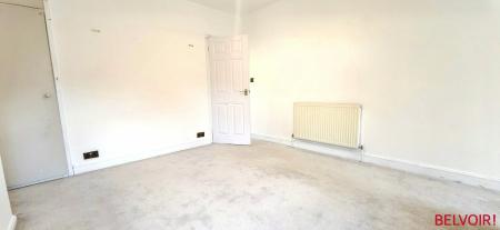 2 bedroom Semi-detached house for sale in Hill Crest, Wilnecote, Tamworth, B77