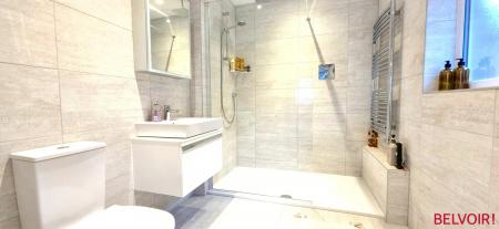 4 bedroom Detached house for sale in Rangemoor Crescent, Amington, Tamworth, B77