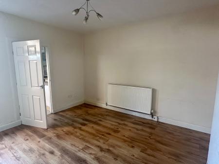 3 bedroom Terraced House to let in Cross Street, Kettlebrook, Tamworth, B77
