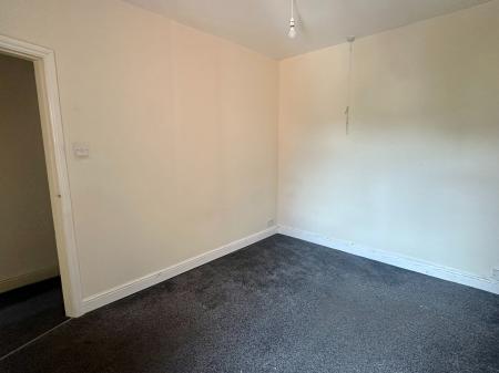3 bedroom Terraced House to let in Cross Street, Kettlebrook, Tamworth, B77