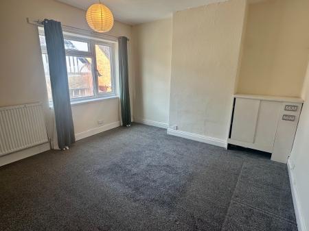3 bedroom Terraced House to let in Cross Street, Kettlebrook, Tamworth, B77