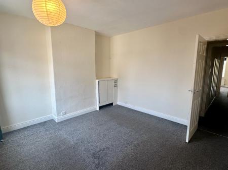 3 bedroom Terraced House to let in Cross Street, Kettlebrook, Tamworth, B77