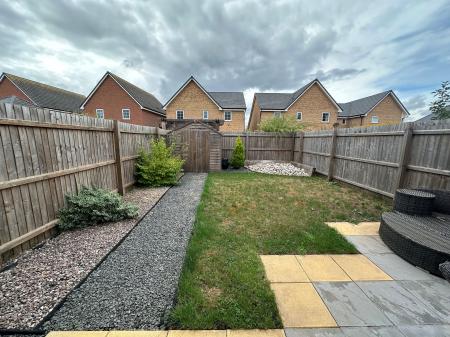 2 bedroom Semi-detached house to let in Longbourn Crescent, Tamworth, B78