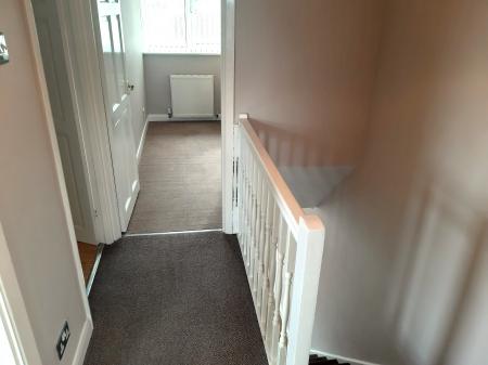 3 bedroom Semi-detached house to let in Goodere Avenue, Polesworth, B78