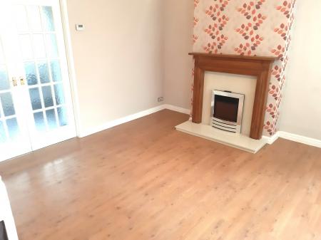 3 bedroom Semi-detached house to let in Goodere Avenue, Polesworth, B78