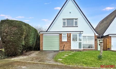 4 bedroom Detached house for sale in Willoughby Road, Tamworth, B79