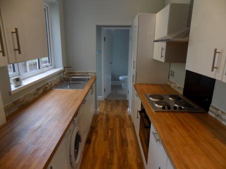 3 bedroom Terraced House to let in Meadow Street, Tamworth, B77