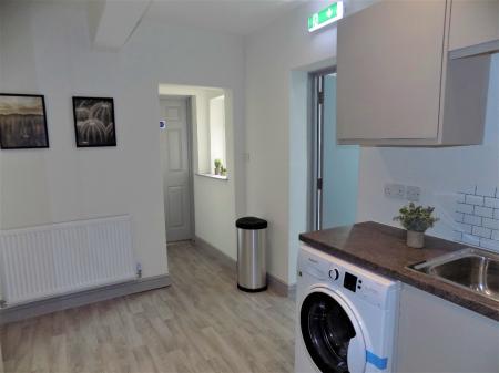 1 bedroom House share to let in Nevill Street, Tamworth, B79