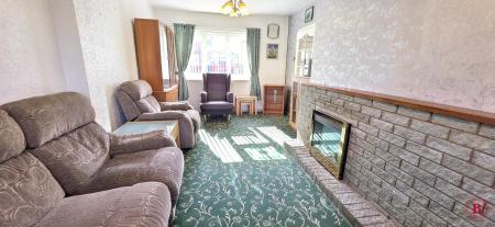 2 bedroom Semi-detached house for sale in Beech Road, Tamworth, B79