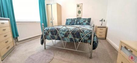 3 bedroom Semi-detached house for sale in Launceston Close, Tamworth, B77