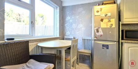 3 bedroom Semi-detached house for sale in Hayworth Close, Tamworth, B79