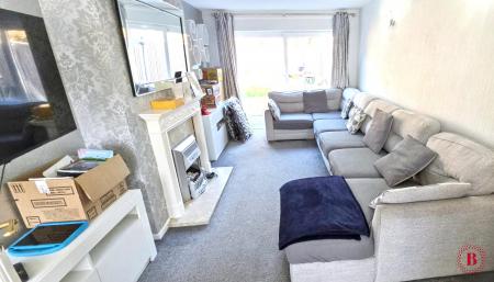 3 bedroom Semi-detached house for sale in Hayworth Close, Tamworth, B79