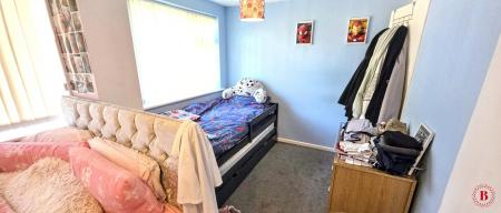 3 bedroom Semi-detached house for sale in Hayworth Close, Tamworth, B79