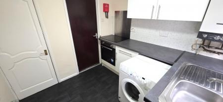 3 bedroom Detached house to let in Station Street, Atherstone, CV9