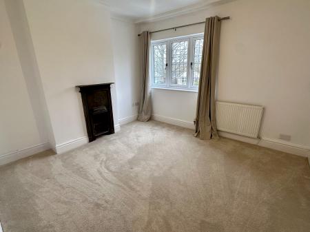 3 bedroom Terraced House to let in Wood Street, Wood End, Atherstone, CV9