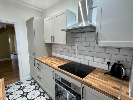 3 bedroom Terraced House to let in Wood Street, Wood End, Atherstone, CV9