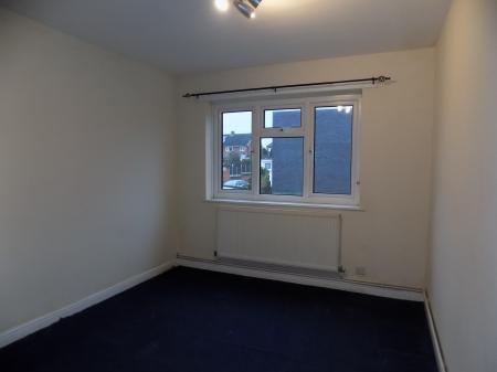 1 bedroom Flat to let in Tinkers Green Road, Tamworth, B77