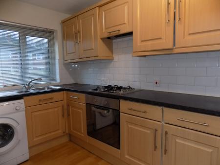 1 bedroom Flat to let in Tinkers Green Road, Tamworth, B77
