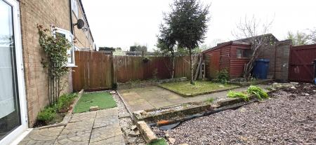 3 bedroom Semi-detached house to let in Lowerpark, Tamworth, B77