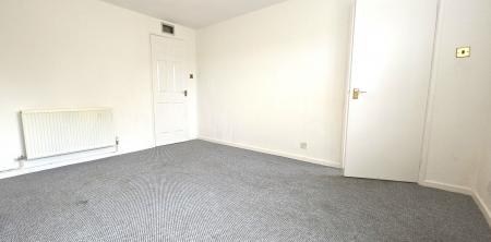 3 bedroom Semi-detached house to let in Lowerpark, Tamworth, B77