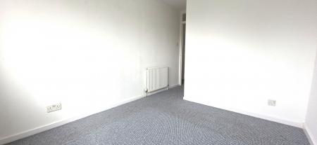 3 bedroom Semi-detached house to let in Lowerpark, Tamworth, B77