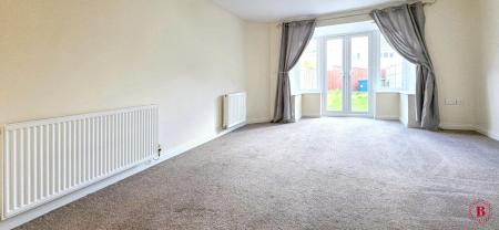3 bedroom Town house for sale in Thompson Avenue, Tamworth, B77