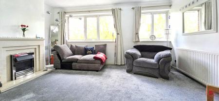 2 bedroom Flat for sale in Anker Court, Tamworth, B77