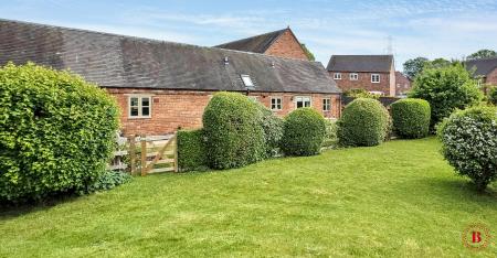2 bedroom Barn Conversion for sale in Coton Hall Farm Barns, Tamworth, B79