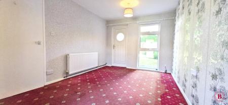 1 bedroom Flat for sale in Signal Walk, Tamworth, B77