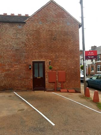 Parson Street, Tamworth, B77