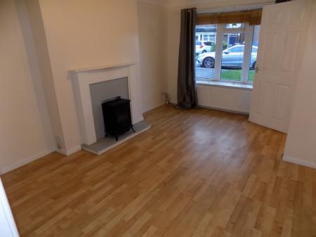 3 bedroom Semi-detached house to let in Brendon, Tamworth, B77