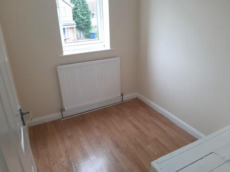 3 bedroom Semi-detached house to let in Brendon, Tamworth, B77
