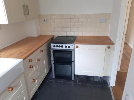 3 bedroom Semi-detached house to let in Brendon, Tamworth, B77