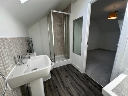 3 bedroom Terraced House to let in Lillingstone Avenue, Tamworth, B79