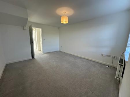 3 bedroom Terraced House to let in Lillingstone Avenue, Tamworth, B79