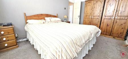 3 bedroom Semi-detached house for sale in Goodere Drive, Polesworth, B78