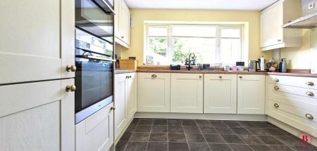 3 bedroom Semi-detached house for sale in Goodere Drive, Polesworth, B78