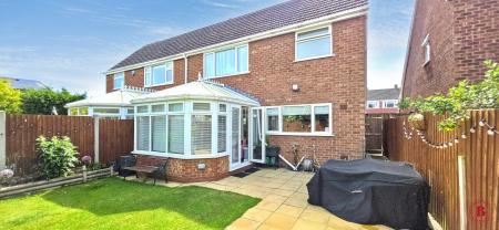 3 bedroom Semi-detached house for sale in Goodere Drive, Polesworth, B78
