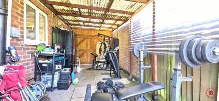 3 bedroom Semi-detached house for sale in Royal Meadow Drive, Atherstone, CV9