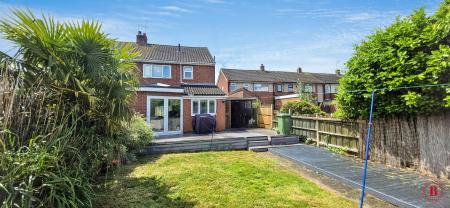 3 bedroom Semi-detached house for sale in Royal Meadow Drive, Atherstone, CV9