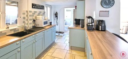 3 bedroom Semi-detached house for sale in Royal Meadow Drive, Atherstone, CV9