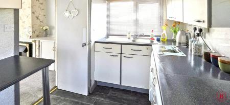 2 bedroom Park home for sale in Moor Lane, Amington, B77