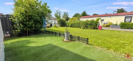 2 bedroom Park home for sale in Moor Lane, Amington, B77