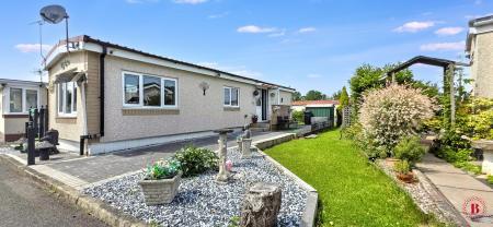 Moor Lane, Amington, B77