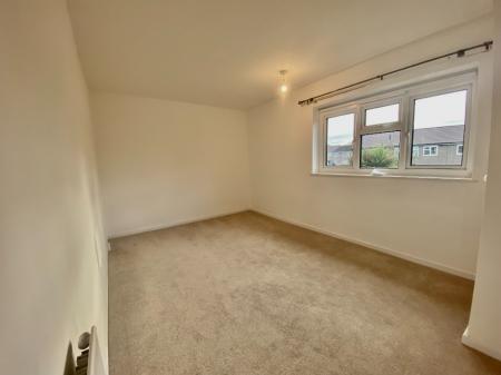 3 bedroom Terraced House to let in Arnold Close, Tamworth, B79