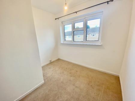 3 bedroom Terraced House to let in Arnold Close, Tamworth, B79